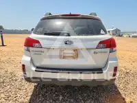 2013 Subaru Outback фото