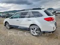 2013 Subaru Outback photo