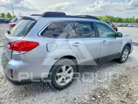 2013 Subaru Outback photo