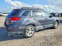 2013 Subaru Outback photo