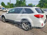 2013 Subaru Outback photo