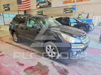 2013 Subaru Outback photo
