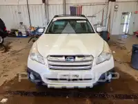 2013 Subaru Outback photo