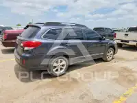 2013 Subaru Outback photo