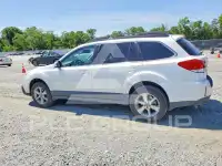 2013 Subaru Outback photo