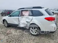 2013 Subaru Outback photo