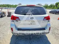 2013 Subaru Outback photo