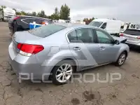 2013 Subaru Legacy фото