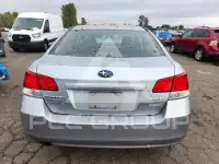 2013 Subaru Legacy фото