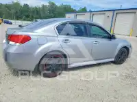 2013 Subaru Legacy фото
