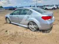 2013 Subaru Legacy фото