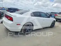 2013 Dodge CHARGER photo