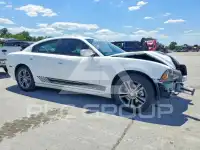 2013 Dodge CHARGER фото