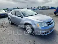 2013 Dodge AVENGER photo
