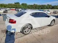 2013 Dodge AVENGER photo