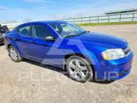 2013 Dodge AVENGER photo