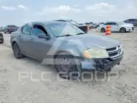 2013 Dodge AVENGER photo