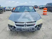 2013 Dodge AVENGER photo