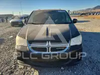 2013 Dodge CARAVAN фото