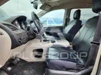 2013 Dodge CARAVAN фото