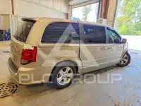 2013 Dodge CARAVAN фото