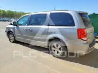 2013 Dodge CARAVAN фото