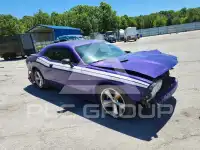 2013 Dodge CHALLENGER фото