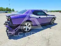 2013 Dodge CHALLENGER фото