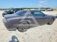 2013 Dodge CHALLENGER фото