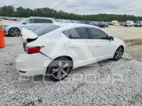 2013 Acura ILX photo