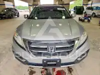 2013 Honda CROSSTOUR фото