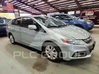 2013 Honda INSIGHT photo