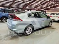 2013 Honda INSIGHT photo