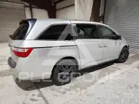 2013 Honda ODYSSEY фото