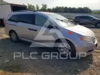 2013 Honda ODYSSEY фото