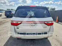 2013 Honda ODYSSEY фото