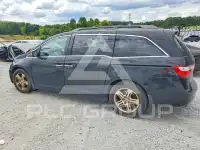2013 Honda ODYSSEY фото