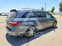 2013 Honda ODYSSEY фото