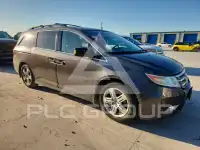 2013 Honda ODYSSEY фото