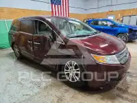 2013 Honda ODYSSEY фото