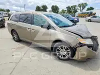 2013 Honda ODYSSEY photo