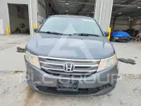 2013 Honda ODYSSEY фото