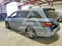 2013 Honda ODYSSEY фото