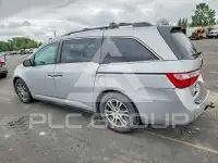 2013 Honda ODYSSEY фото