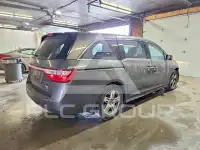 2013 Honda ODYSSEY фото