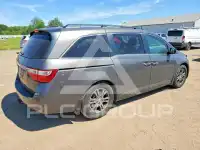 2013 Honda ODYSSEY фото