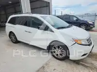2013 Honda ODYSSEY фото