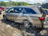 2013 Honda ODYSSEY фото