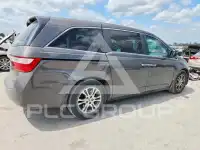 2013 Honda ODYSSEY фото