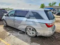 2013 Honda ODYSSEY фото